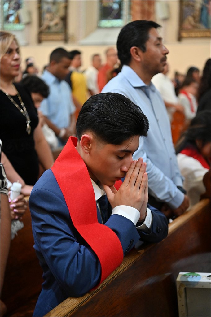 Confirmation at Our Lady of Fatima Saint Nicholas