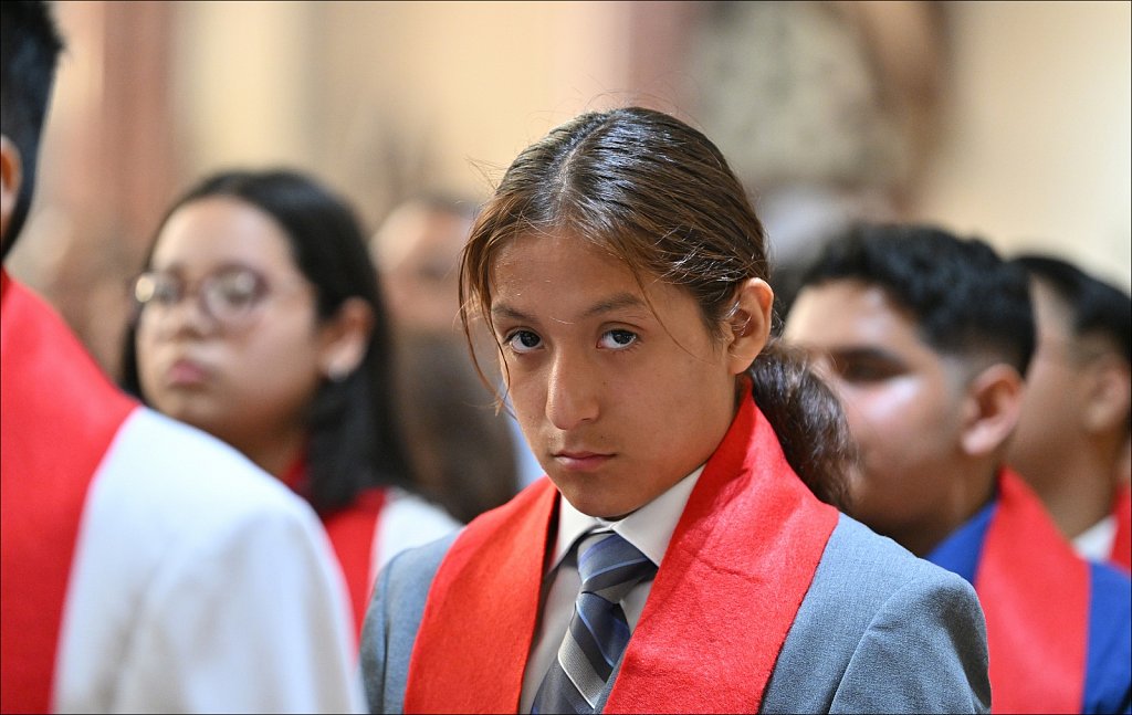 Confirmation at Our Lady of Fatima Saint Nicholas