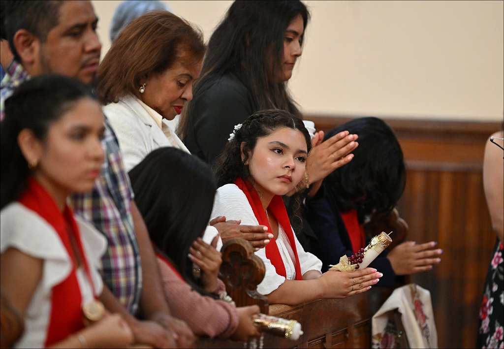 Confirmation at Our Lady of Fatima Saint Nicholas