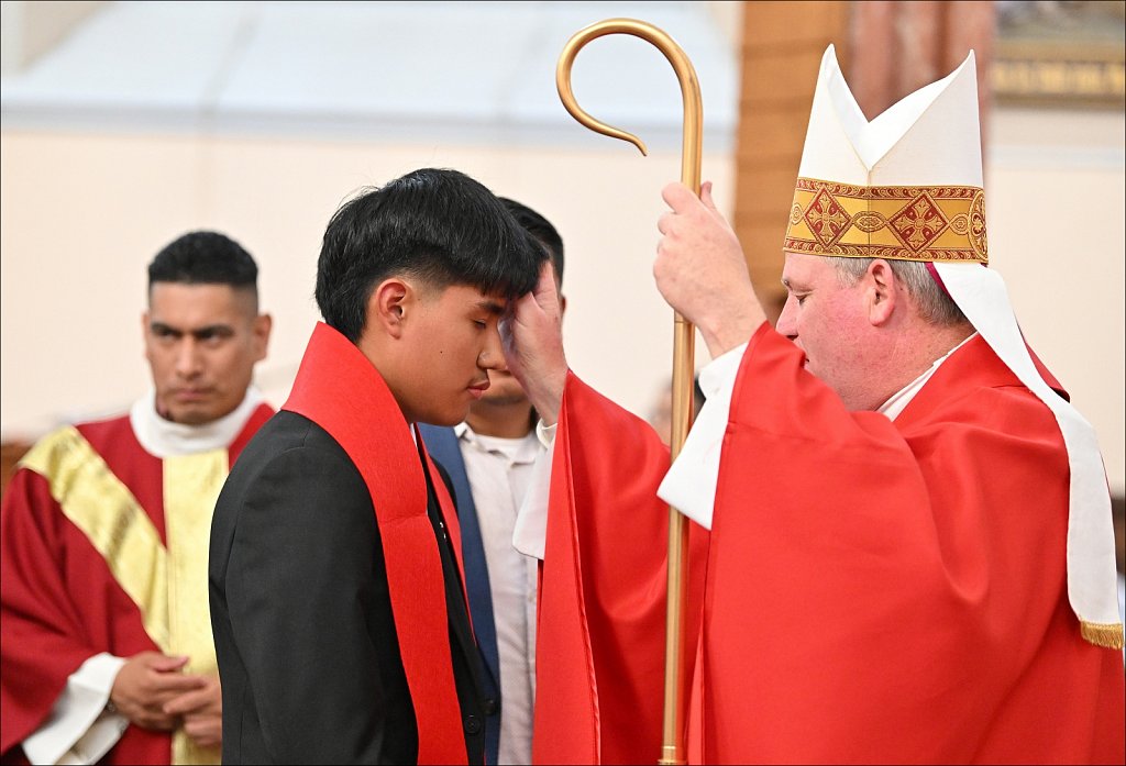 Confirmation at Our Lady of Fatima Saint Nicholas